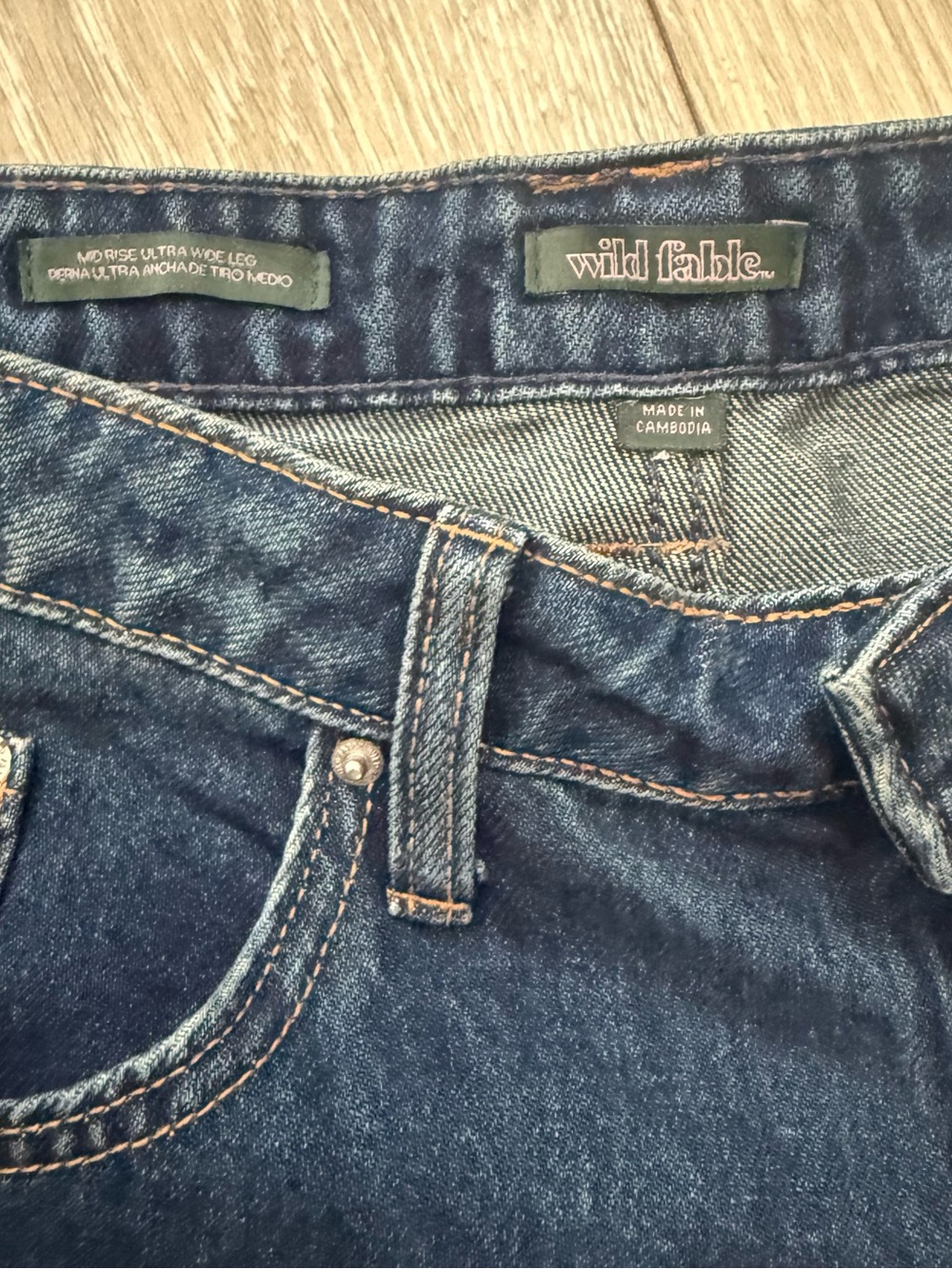 wild fable Dark Blue mid-rise Ultra Wide-Leg Jeans size 12 - Picture 3 of 7